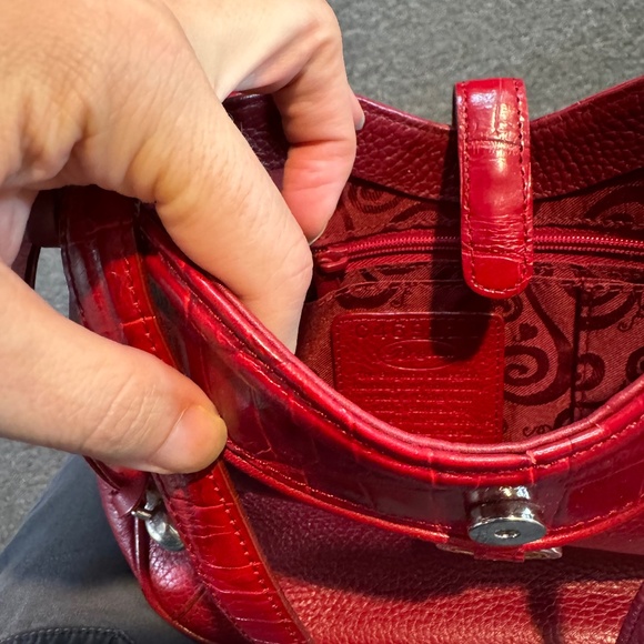 Brighton Leather Crocodile Cherry Red Shoulder Bag Purse - Picture 4 of 8